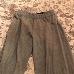 Nike youth yoga pants